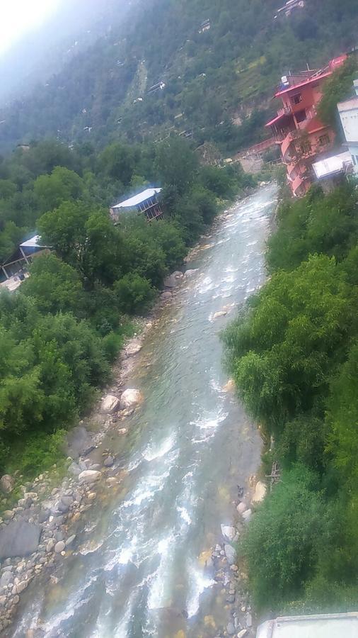 Hotel Mansarovar Banjār Dış mekan fotoğraf